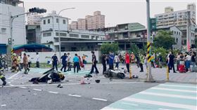 三峽,轎車,學生,車禍,國小,駕駛（圖／翻攝畫面）