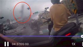 三峽,車禍,撞擊,學生,老翁（圖／民眾提供）