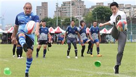 ▲臺北市長蔣萬安擔任世壯運橄欖球台澳戰開球貴賓。（圖／世壯運執委會提供） 