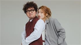 納豆和老婆依依交往8年，兩人去年（2024）修成正果登記結婚
，預計本月25號舉辦婚宴。（圖／經紀公司提供）