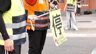 三峽3死車禍　家長餘悸猶存！親接孩放學