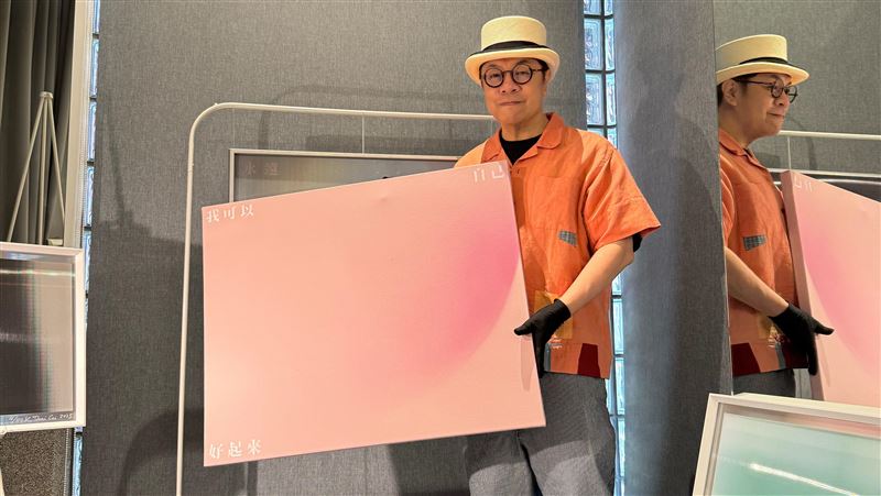 不捨大S猝逝　蔡康永賣版畫療傷宣布延展