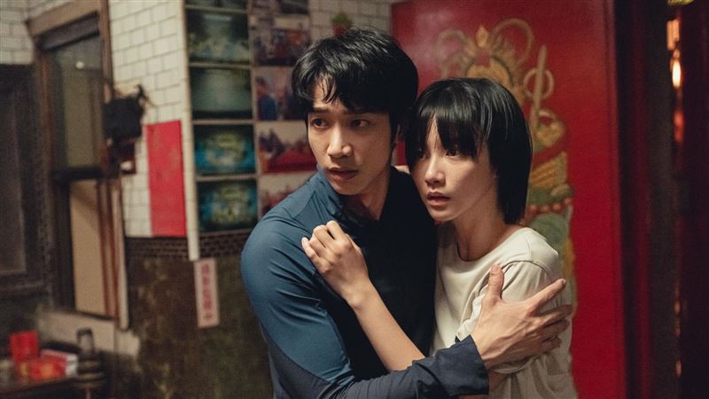 女星收驚突出事　疑中邪浴缸溺水險喪命