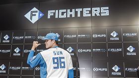 ▲孫易磊成為日本火腿隊支配下球員。（圖／悍創運動行銷提供）