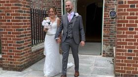 ▲英國一名28歲年輕媽媽和家人到土耳其度假，期間突然身體出現異常，被送往當地醫院後卻不幸死亡。更令人震驚的是，遺體運回英國驗屍時，心臟「竟被移除」。（圖／翻攝自X）