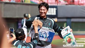 高國輝用切桿敲安！　吐槽周思齊滑接失敗