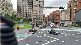 三峽重大車禍造成3死12傷。（圖／翻攝畫面）