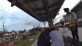 台鐵,湖口站,醉漢,跳軌（圖／翻攝畫面）