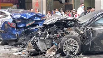 78歲翁無照暴衝釀8傷　Cheap：隨機殺人？