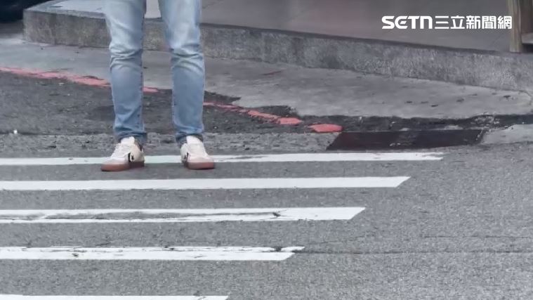 行人闖紅燈遭撞斃！賠20萬死者家屬原諒她