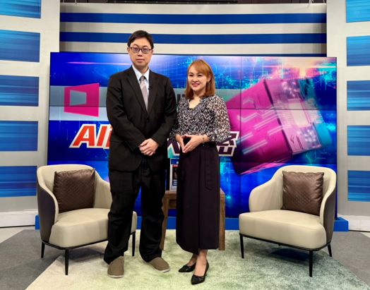 劉峻誠指出，AI發展需從晶片延伸至系統與應用層面，台灣具備強大雲端與端側AI供應鏈優勢，特別適合中小企業多元發展端側AI。（圖／Catch大錢潮提供）