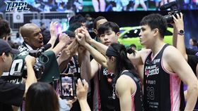 ▲桃園台啤永豐雲豹季後挑戰賽擊敗臺北台新戰神，逼出25日的驟死戰。（圖／TPBL提供） 