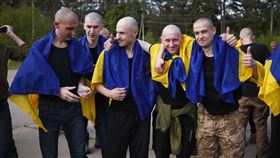 ▲澤倫斯基公布獲釋俘虜的照片。（圖／翻攝自澤倫斯基X平台）

