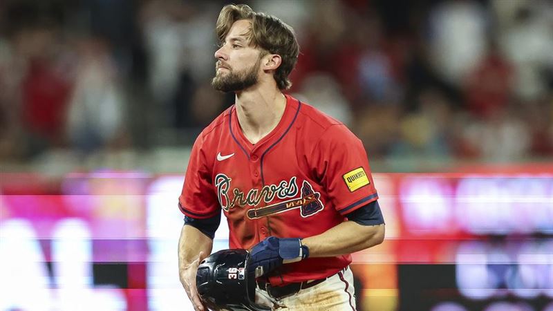 離奇跑壘全場傻眼　得點圈敲安不衝撲回壘