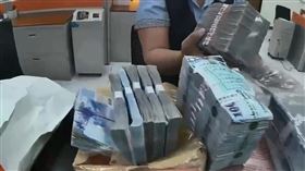 撒錢哥,台南,416萬,現金