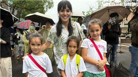  ▲下一代人本交通促進會與行人零死亡推動聯盟發起「保護下一代」大遊行。（圖／記者李育道攝影）