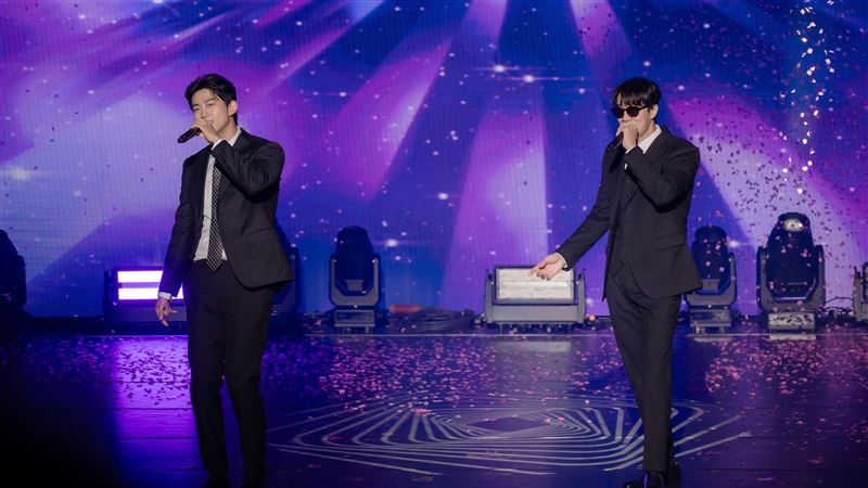 玉澤演來台「脫序演出」　猜歌輸就解鈕扣