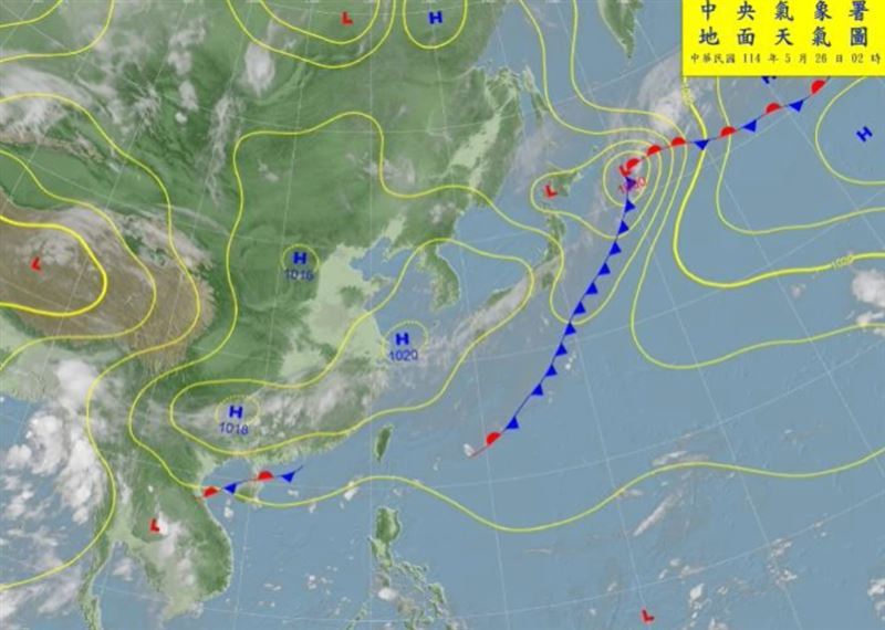薛皓天表示,今日持續受東北季風及華南雲系東移影響,中部以北及山區降雨較明顯。(圖/翻攝自中央氣象署)
