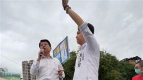 謝龍介站台羅廷瑋（圖／翻攝自羅廷瑋臉書直播）
