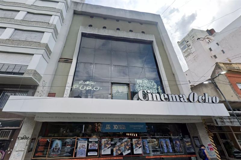 事發在阿根廷拉普拉塔市的「Cinema Ocho」電影院。（圖／翻攝自Google Maps）