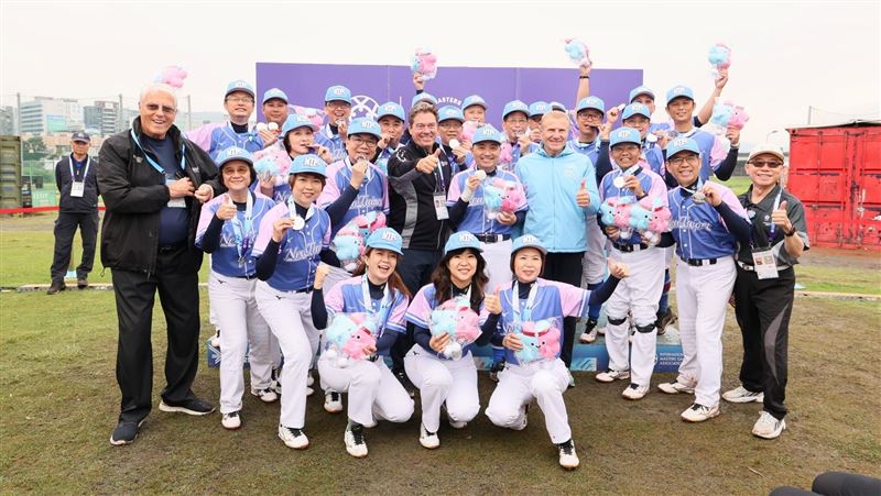 世壯運慢速壘球雙北大戰二部曲新北市獲銀
