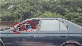 高齡駕駛,螢幕,開車,國道,湖口（圖／翻攝自《爆料公社》）