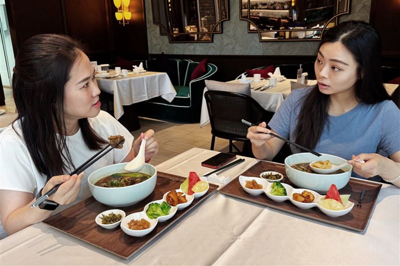 瀚寓酒店推出「悠遊食光住房專案」，連住兩晚指定房型，就送兩碗「主廚精選牛肉刀削麵」。（圖／飯店旅宿業者提供）