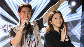 蘇晏霈劇中是卞慶華迷妹，2人互動充滿火花。（圖／民視提供）