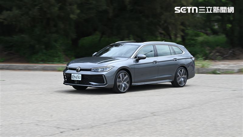 福斯The all-new Passat 330 TSI R-Line過彎穩定度讓人驚艷。(圖/鍾釗榛攝影)