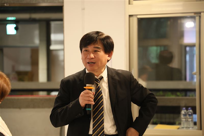 台灣諾貝爾醫療集團執行長張朝凱教授：沿續培育青年的傳統，鼓勵青年關注AI、減碳等永續發展應用。（圖／業者提供）