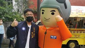 喬天鼎,砲兵團,里長,新店,買春（圖／翻攝自臉書）