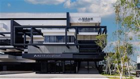 誠品生活台南│建築設計獲得TAC世界設計大獎首獎的「誠品生活台南」5_28起試營運，今日提前亮相！(誠品 提供)