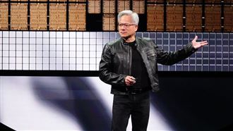 黃仁勳親曝投資英特爾真相：從對手成戀人