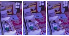 2歲童幼園午睡翻身頭卡床圍 吊半小時喪命(圖/CTWANT)