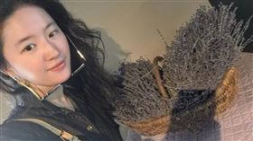 ▲劉亦菲前往法國參加坎城影展。（圖／翻攝自微博）