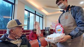 台東,花蓮,玉里鎮,鳳林,院方,點心,長輩,患者,餅乾▲圖片描述。（圖／翻攝畫面）