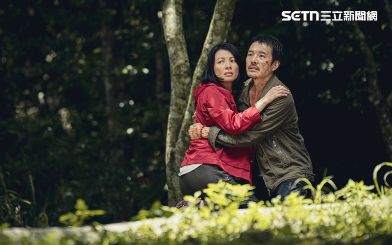 陳孝萱（左）、陳如山首度合作飾演愛子失蹤的夫妻。（圖／威視提供）