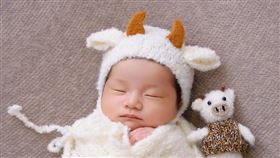 ▲戶籍法修正後，姓名欄位旁增加了讀音標記，並明確要求必須寫上「一般認可」的讀音。（圖／翻攝自Pixabay）