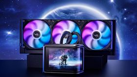 ROG Ryuo IV SLC 360 ARGB，配備超吸睛的6.67吋2K AMOLED曲面螢幕，並支援裸視3D影像播放。（圖／華碩提供） 