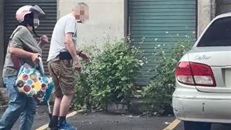 老翁需要攙扶才能開車　警獲報攔查結果曝