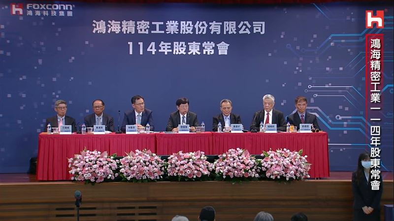 鴻海董總分治倒數3年內實踐　劉揚偉證實