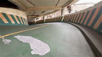 不收鈔、機車占位 鹿港第一停車場差評1星