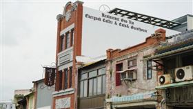 啡常美好創辦人陳麗貞12歲時全家赴臺北發展，但時時刻刻牽掛老家。（圖／陳麗貞提供）