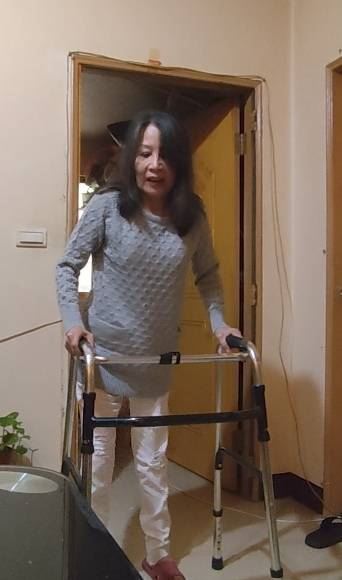 劉燕燕不良於行（圖／記者鍾智凱攝）