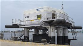 ChangeMaker破浪者為可下錨及漂流的海上平台，具複數漂浮單元，基地平台搭載於漂浮單元上方。