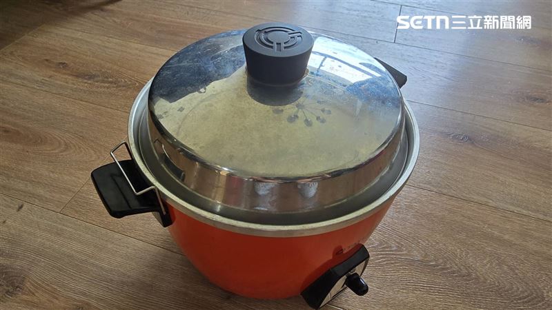 黃姓清潔隊員撿拾殘值32元的電鍋送給拾荒婦人，卻被貪污罪起訴，引發輿論譁然。（圖／資料畫面）