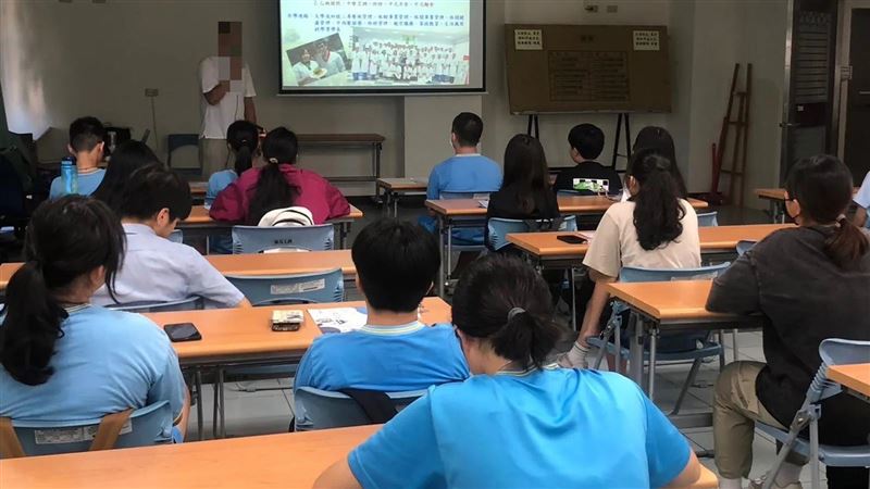 長期缺課仍拿成績…幽靈點名遭疑為1事