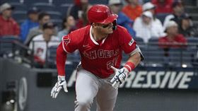 ▲楚奧特（Mike Trout）傷癒歸隊首戰就敲安。（圖／美聯社／達志影像）
