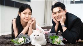 陳奕成功求婚女友紀曦晨。（圖／經紀人提供）