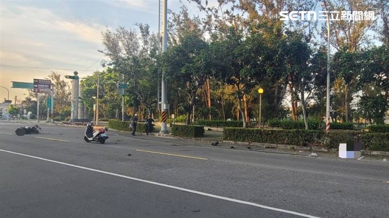 旗津三路道路寬敞,為何會發生自撞意外有待警方釐清。(圖/翻攝畫面)